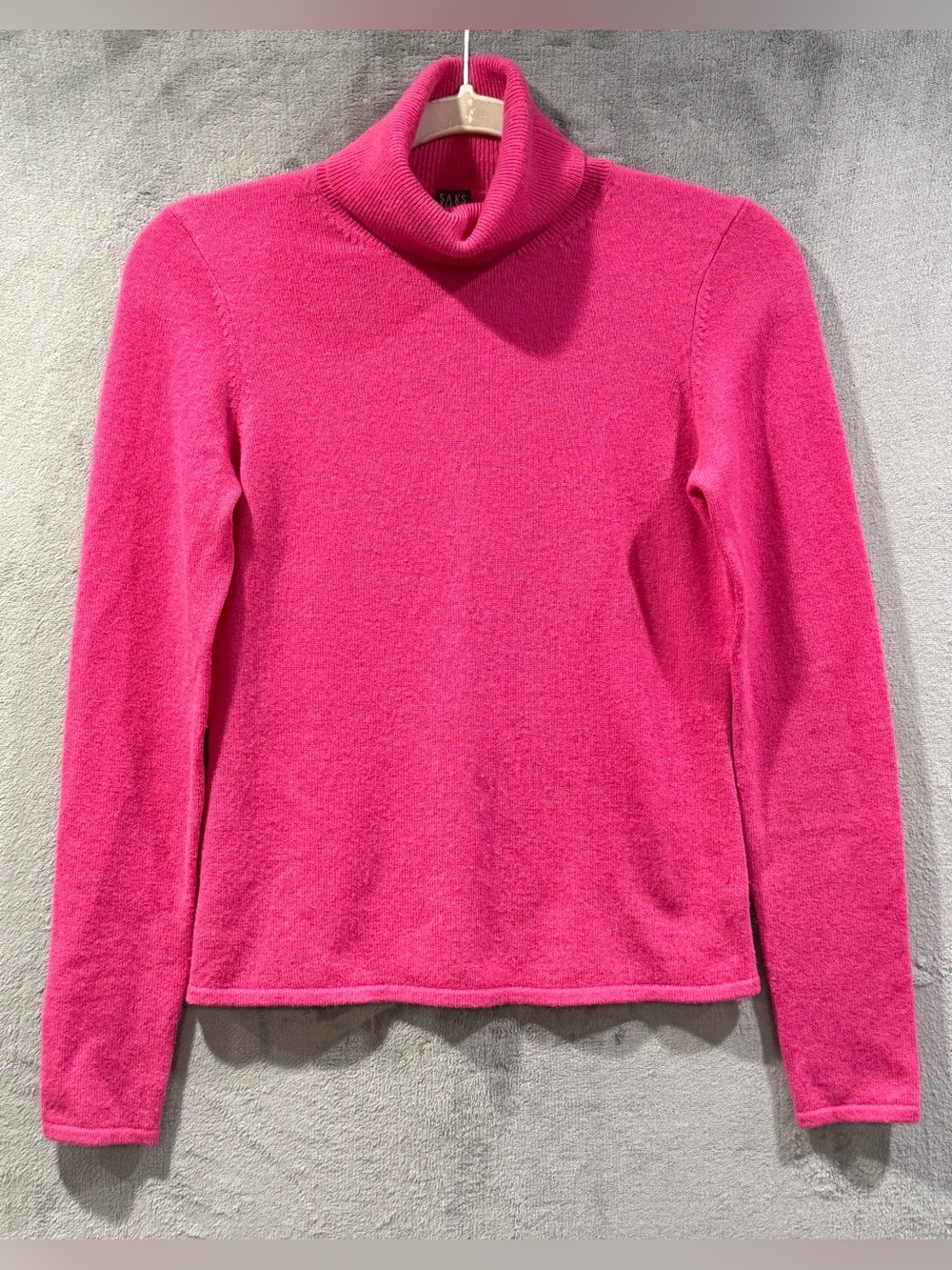 Saks Fifth Avenue Womens Size S 100% Cashmere Pink Turtleneck Sweater